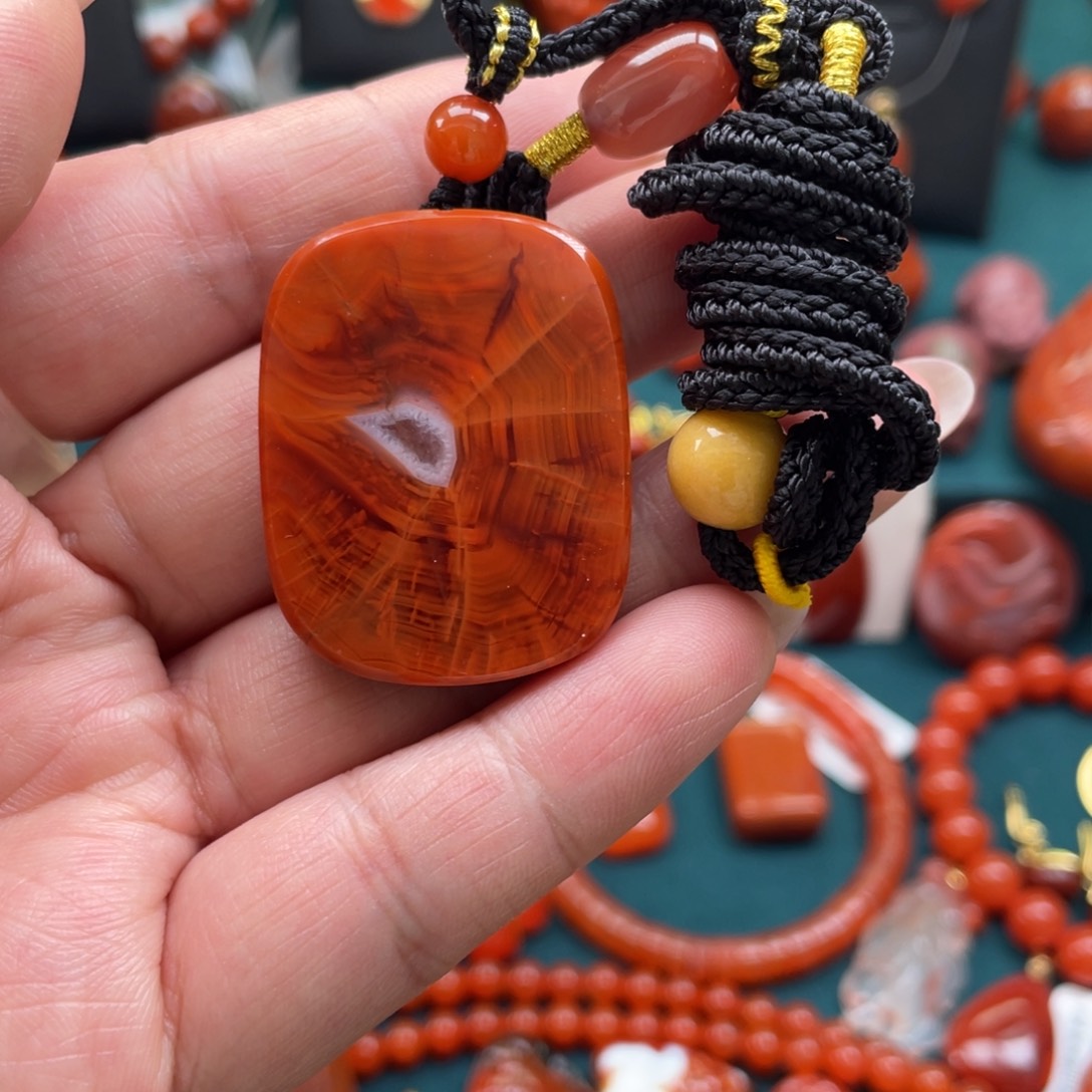 南红玛瑙未镶嵌开播福利川料南红无事牌吊坠