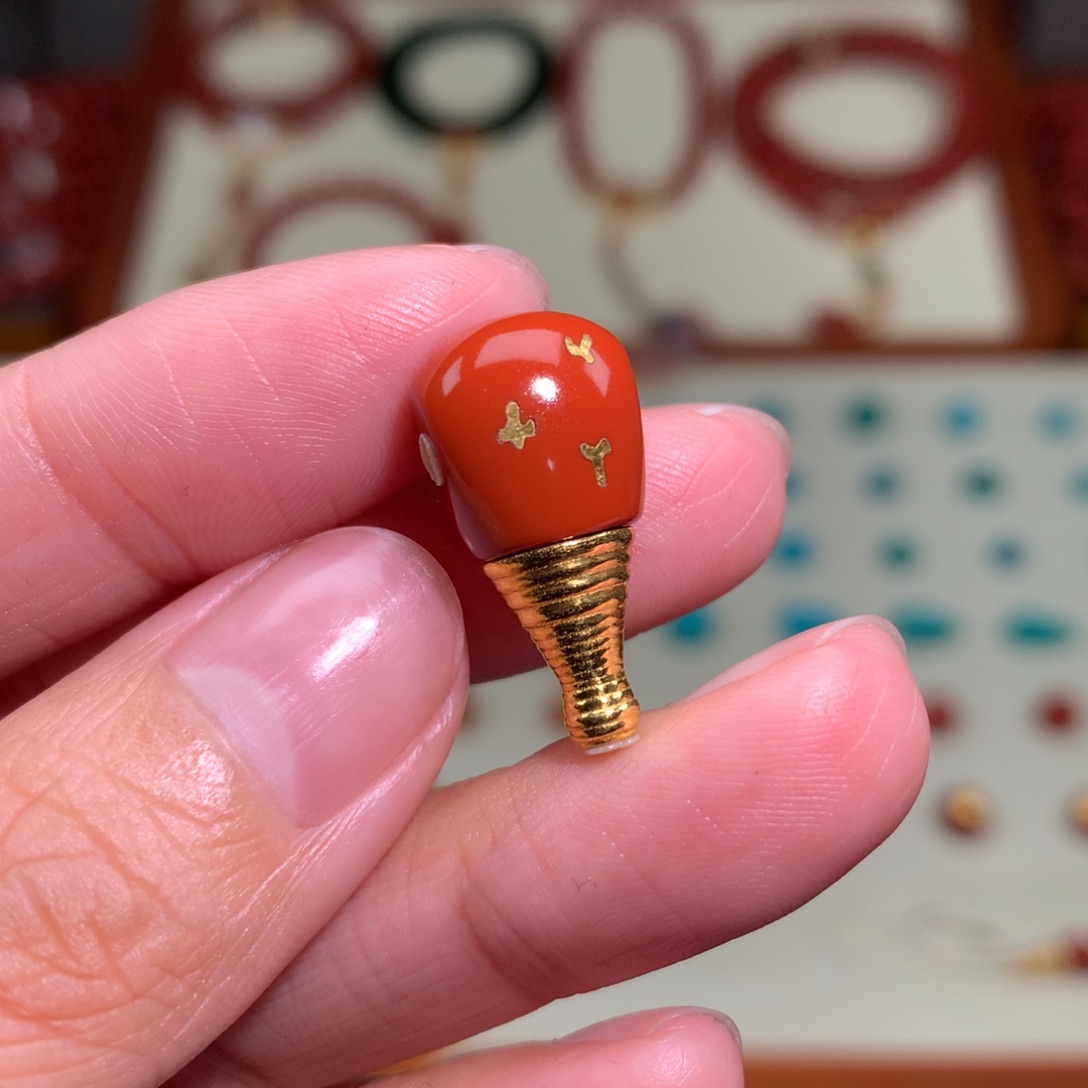 南红玛瑙颈饰未镶嵌