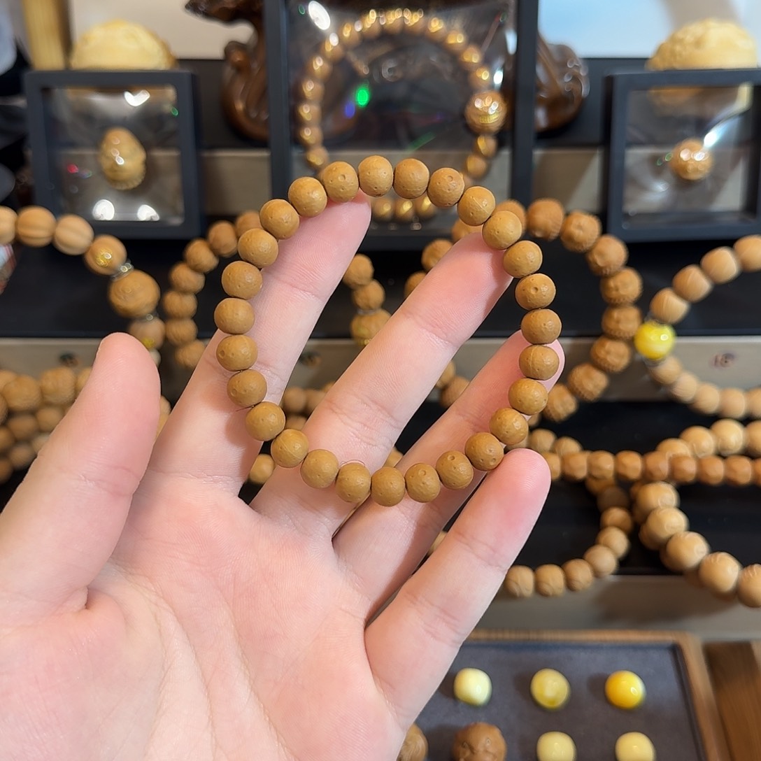 白***嘞吊坠猴头核桃全品8.8