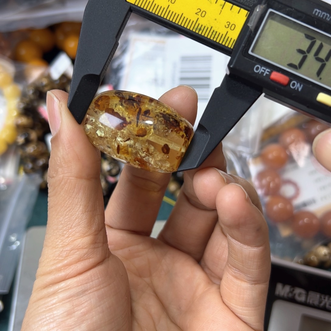 琥珀珠宝奇石未镶嵌99