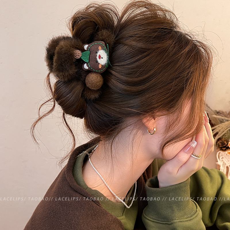 卡通小熊毛绒抓夹女2025新款可爱鲨鱼夹高级感发夹后脑勺盘发头饰