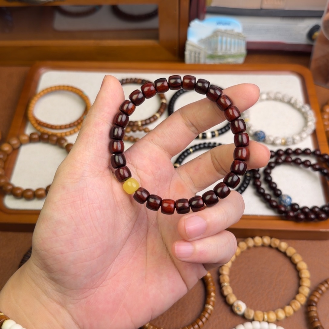 檀香紫檀（小叶紫檀）手串未镶嵌多样性