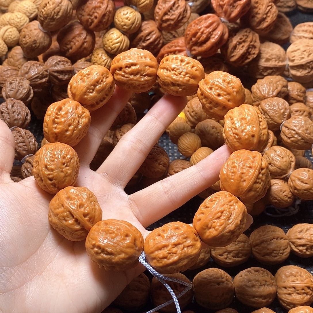 文玩核桃手串粗筋