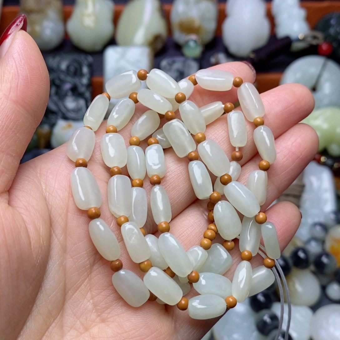 未镶嵌手链和田玉