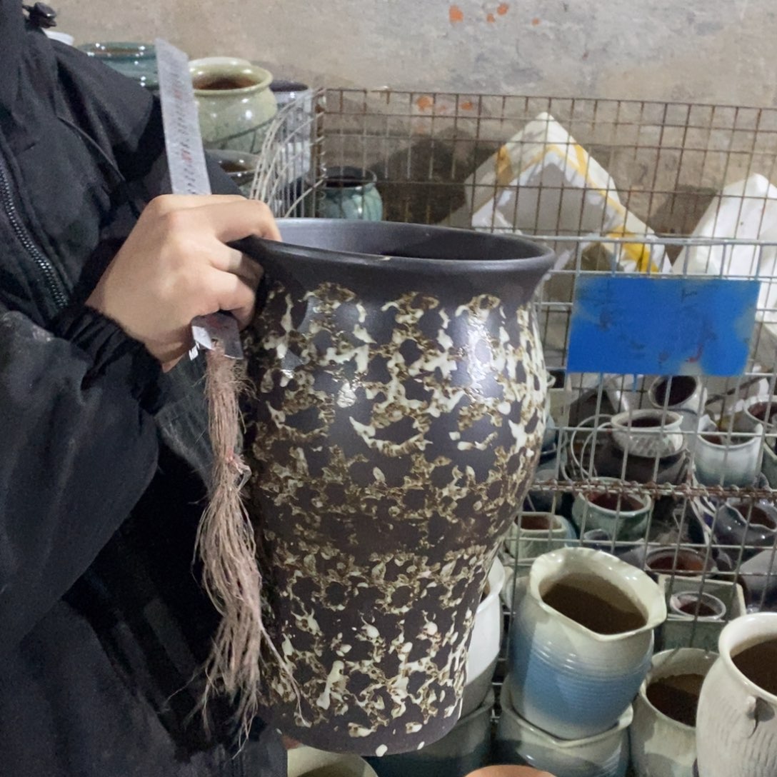 紫砂花盆瑕疵20/30f h j h g g