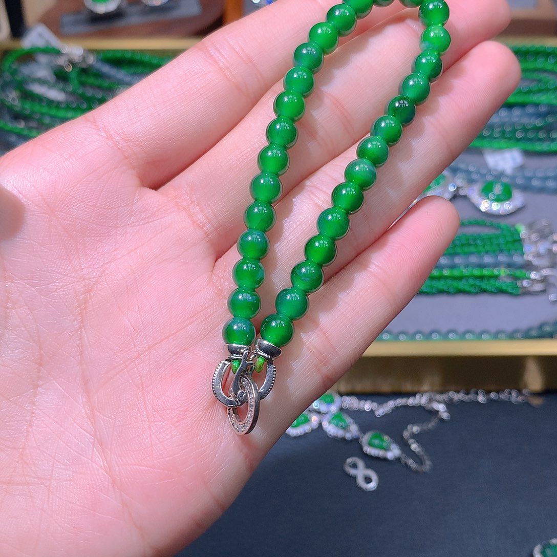 翡翠戒指未镶嵌天然翡翠