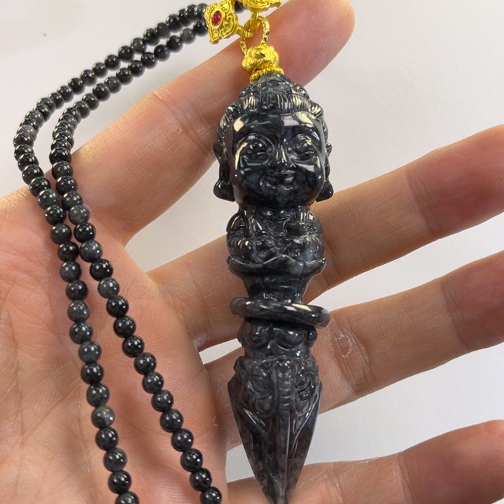 翡翠吊坠(赠链)未镶嵌代编织