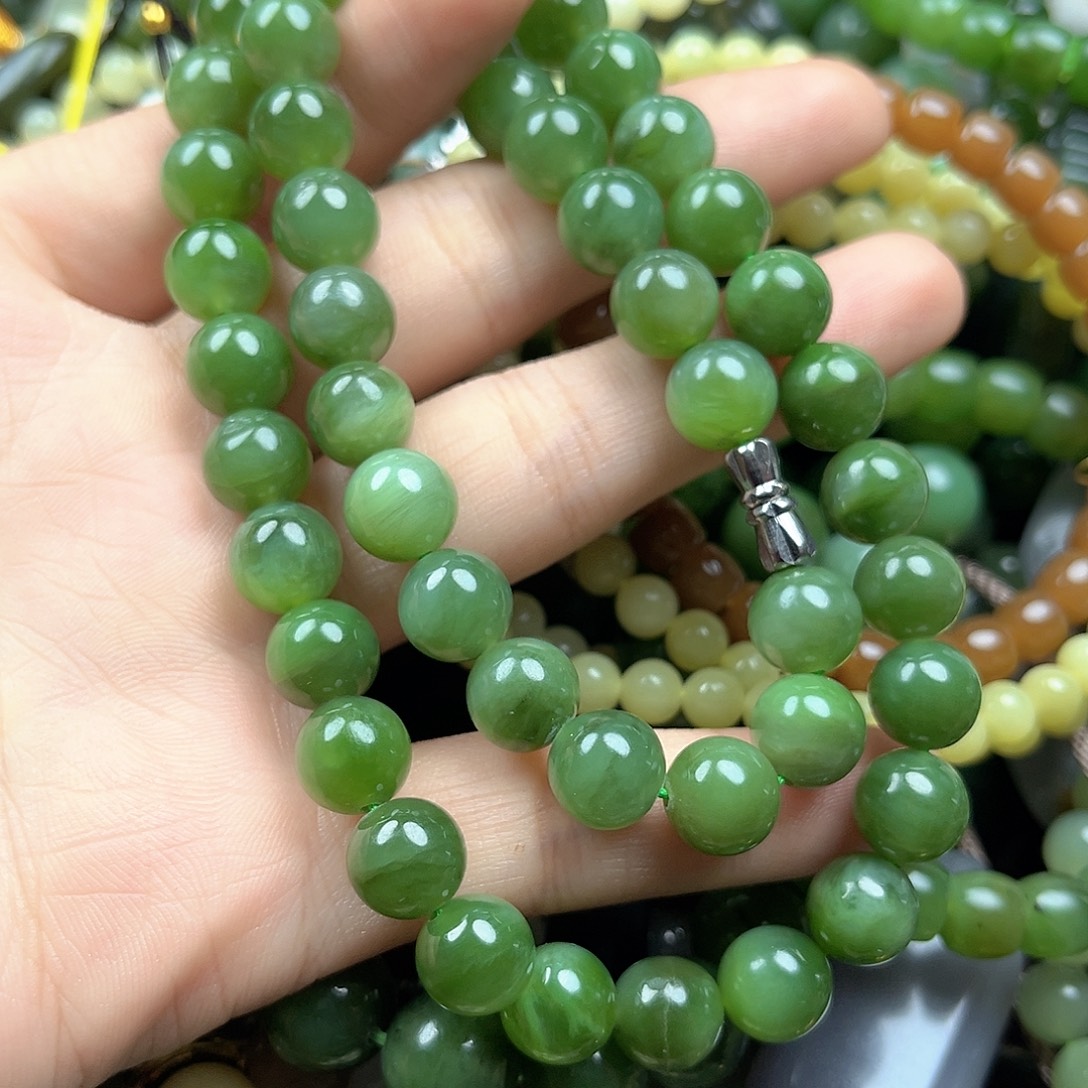 和田玉（碧玉）未镶嵌颈饰