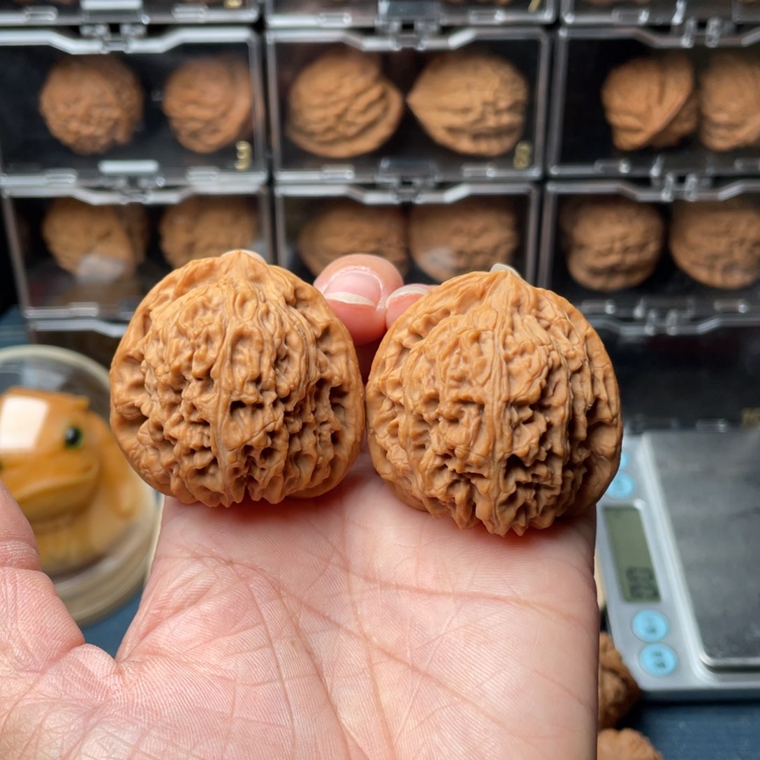 文玩核桃把件风*43南疆石