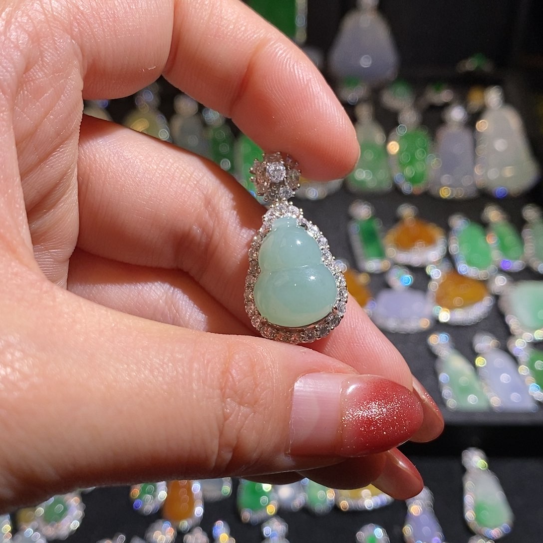 颈饰银S925镶嵌翡翠团**宝天然翡翠