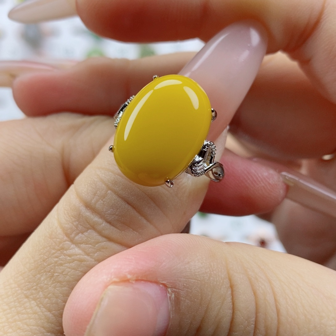 未镶嵌琥珀戒指天然