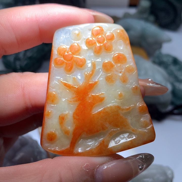 翡翠未镶嵌颈饰保真天然A货翡翠