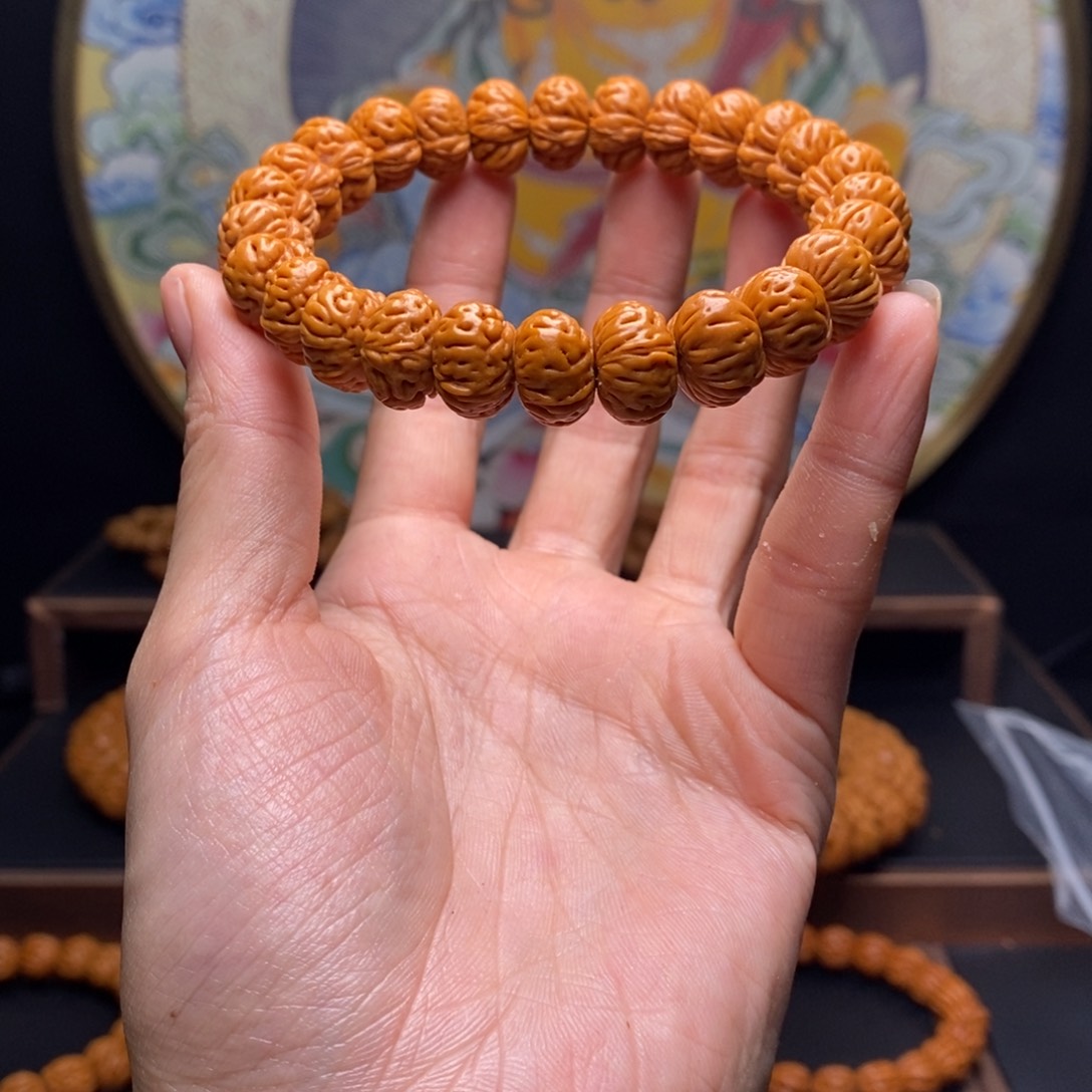 手串桃核起**！龙纹桃核蟠桃