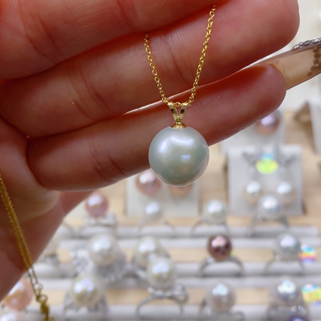 淡水珍珠吊坠(赠链)18K金镶嵌我**宝
