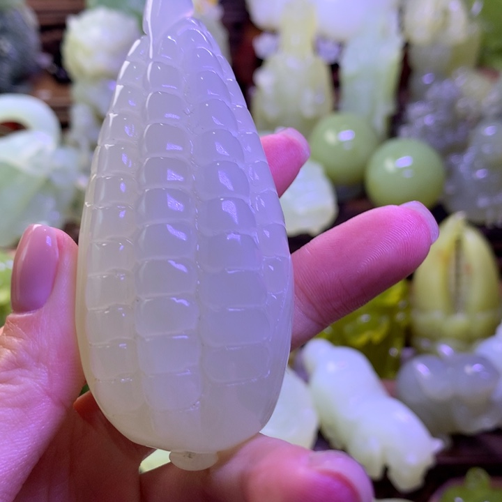 岫玉未镶嵌手把件