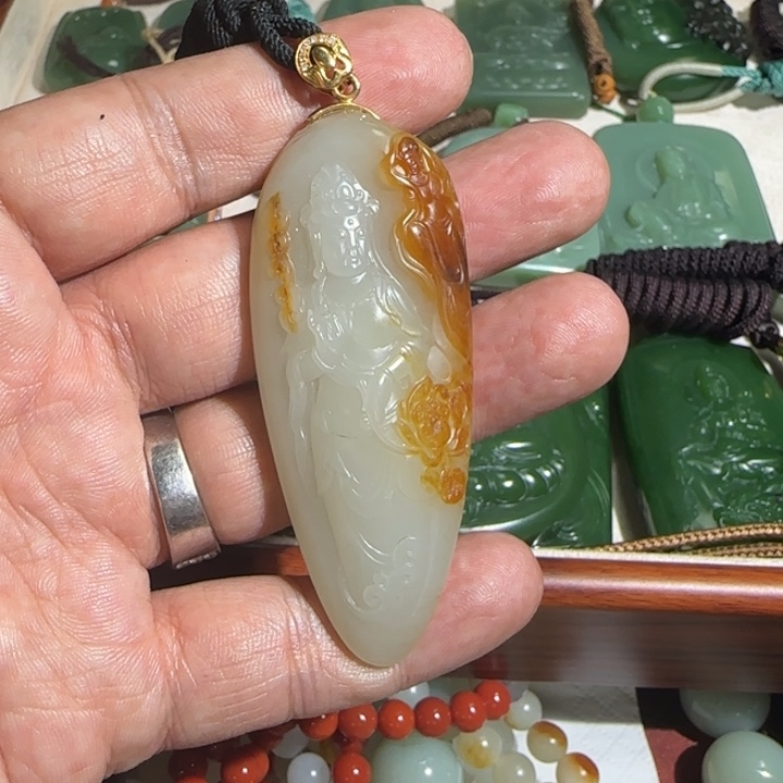 洁***和田玉未镶嵌挂件