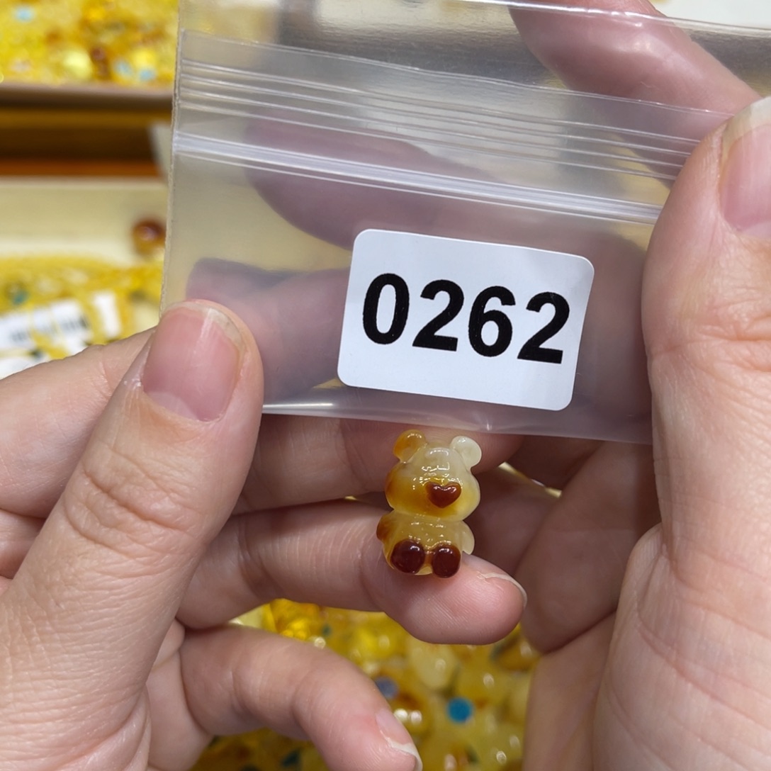 琥珀珠宝奇石未镶嵌