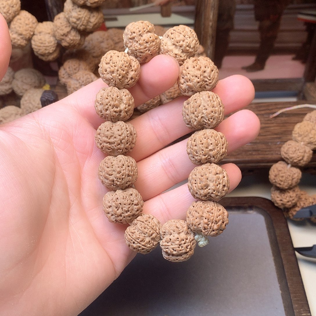 金刚菩提吊坠守*1。           