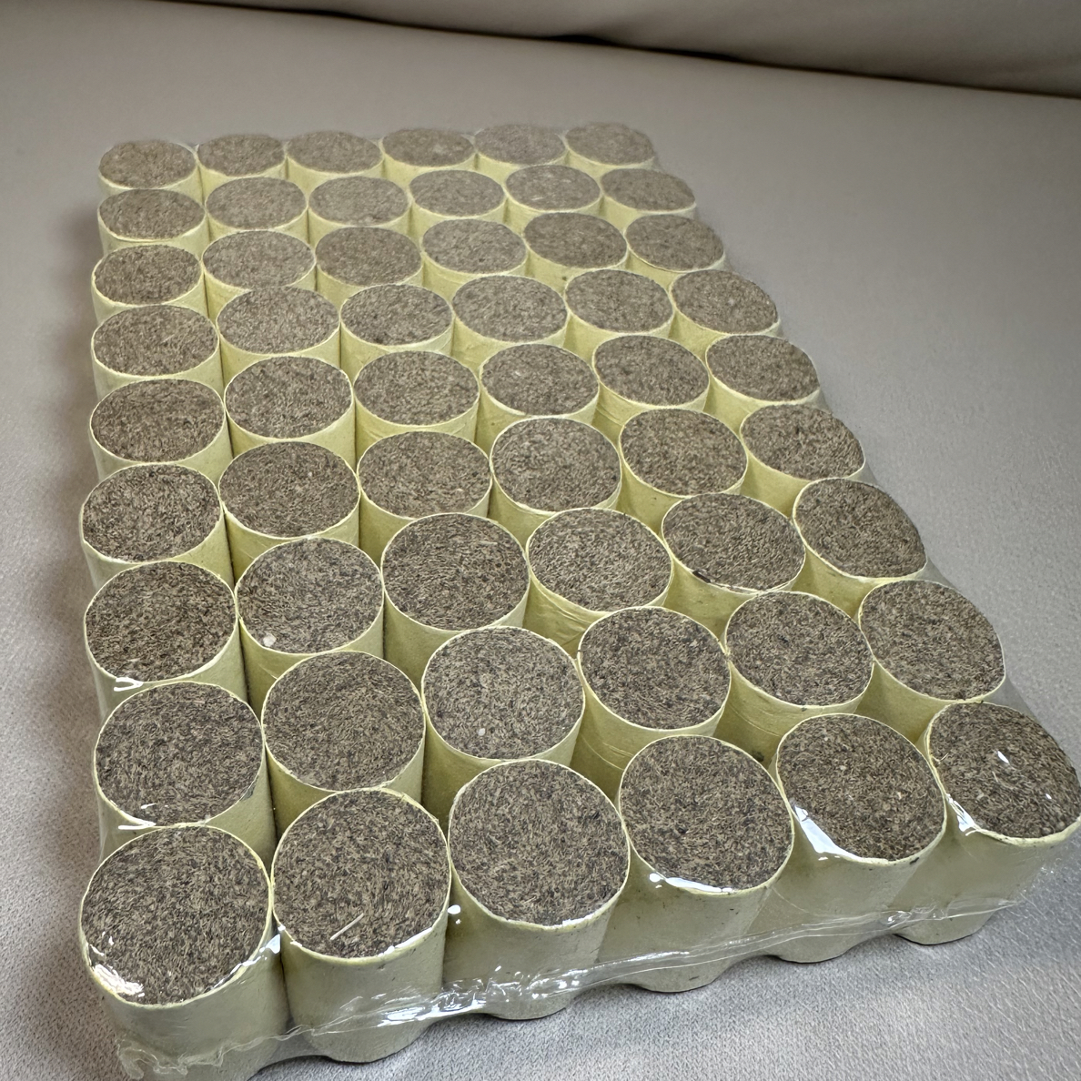 足三年蕲艾石磨冷加工艾柱一板装54粒艾条艾柱