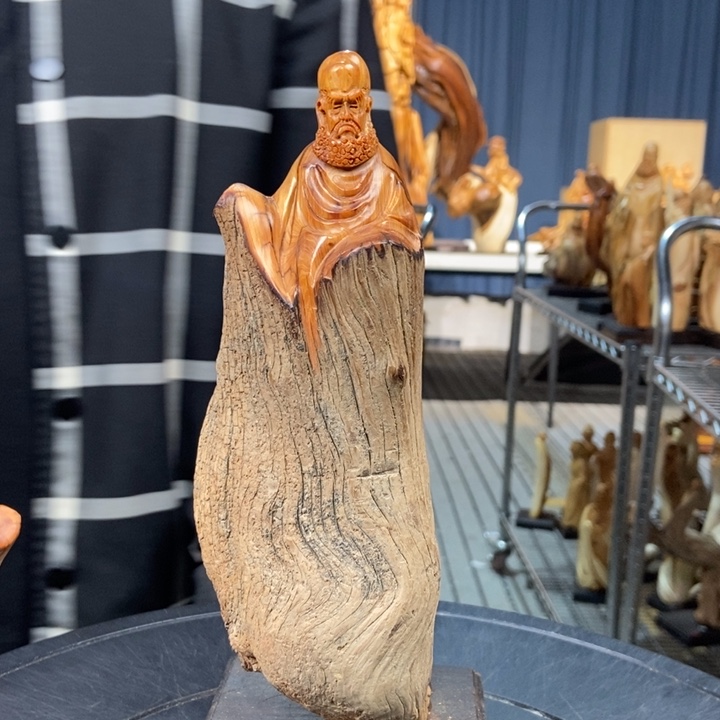 柏木（崖柏）随型摆件