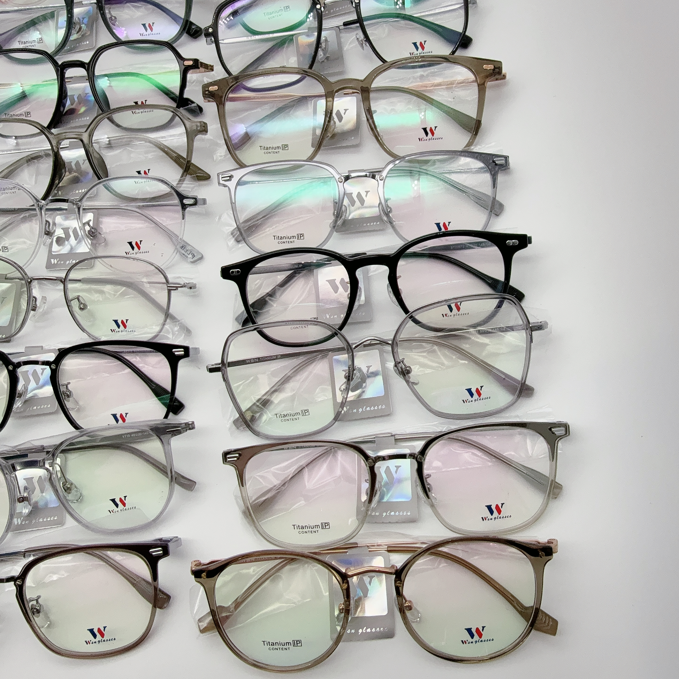 时尚百搭超轻金胶钛架眼镜框品质真空镀轻盈设计