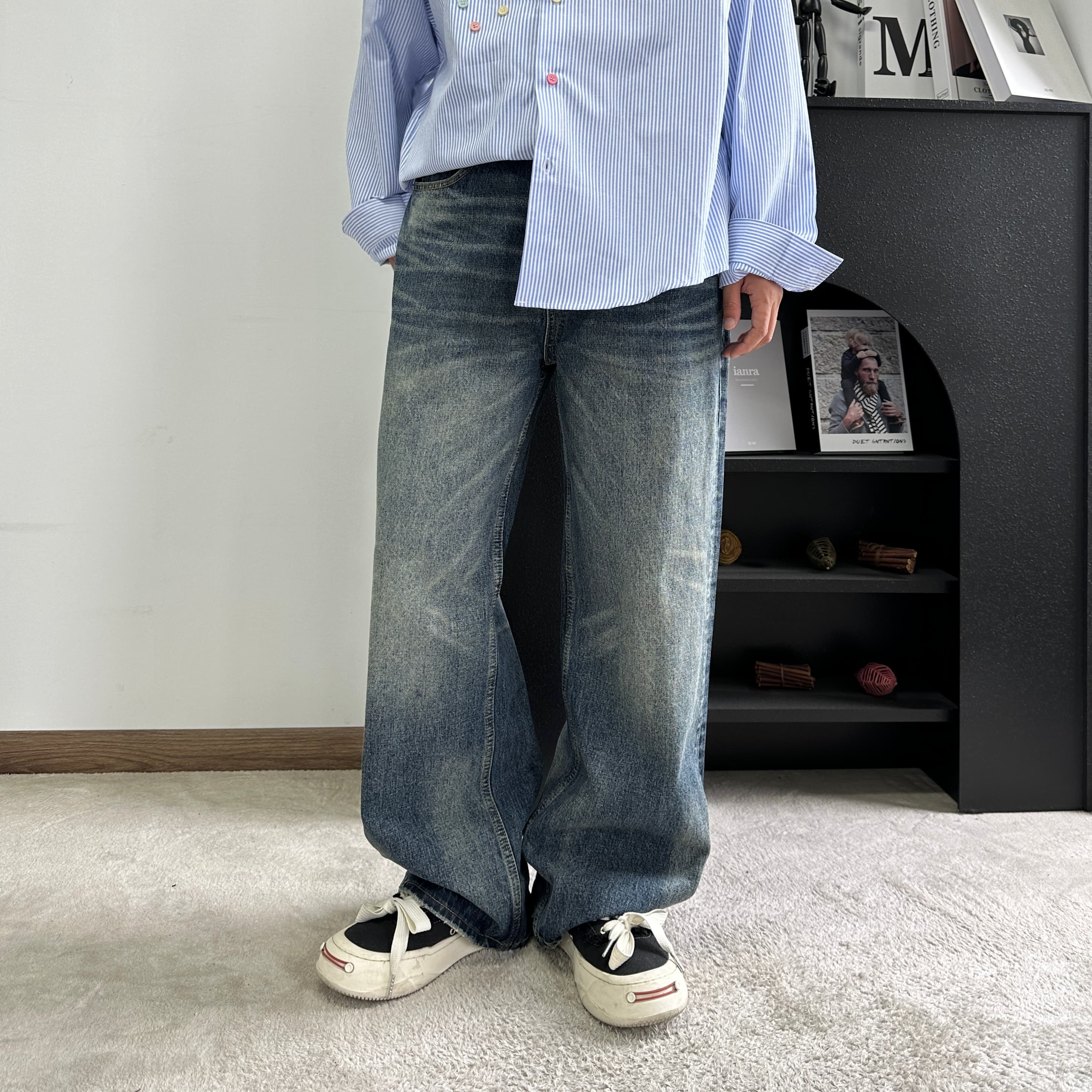 秋复古直筒微喇裤男中腰水洗牛仔裤港风学院风宽松显瘦长裤情侣款
