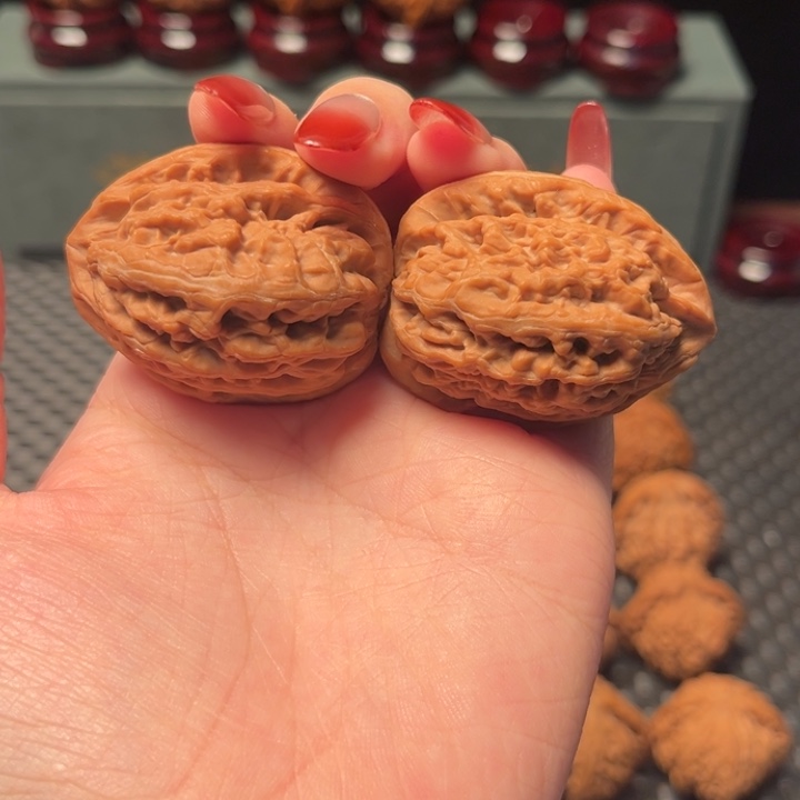 核桃文玩核桃—红锦鲤36