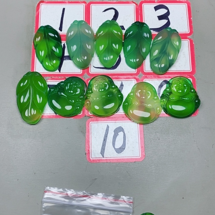 未镶嵌颈饰玛瑙/玉髓逗****景