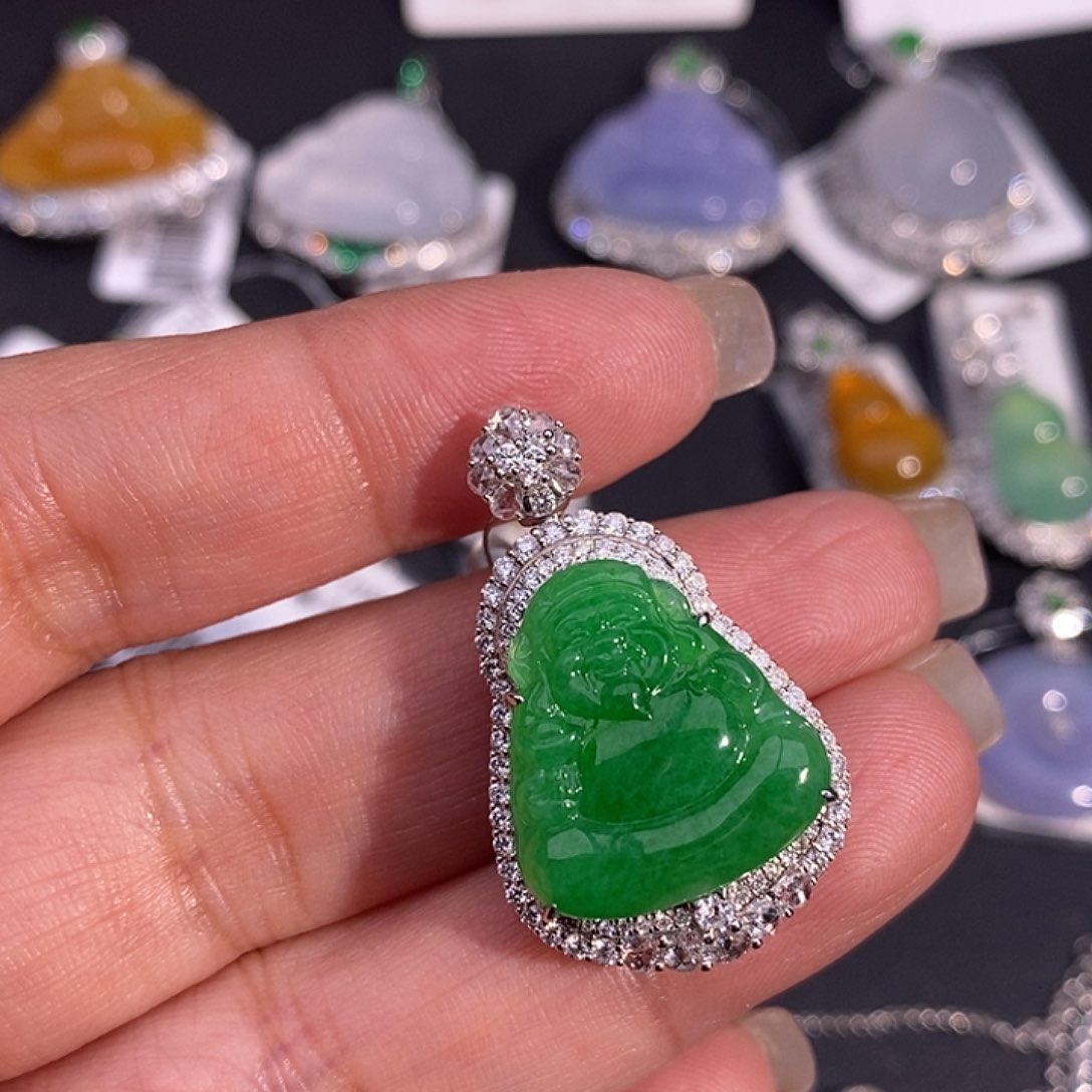 翡翠吊坠(不含链)18K金镶嵌