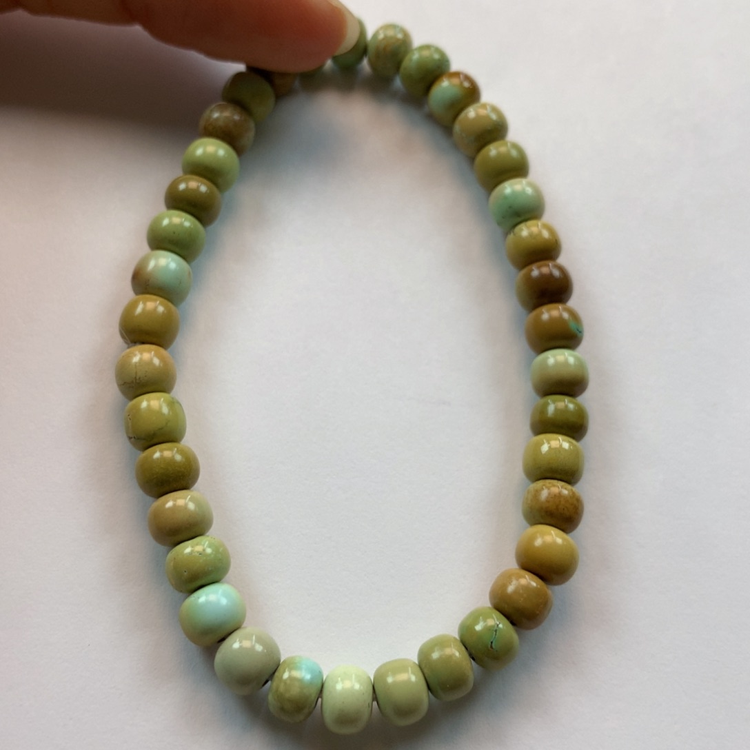 绿松石手串未镶嵌