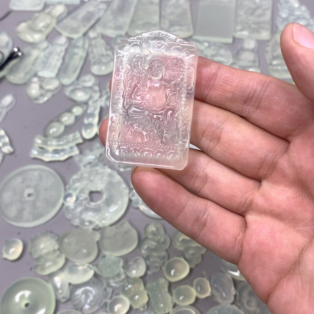 蛇纹石玉颈饰未镶嵌北*➿