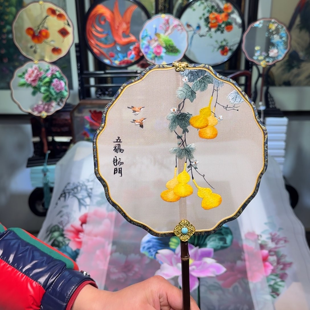 刺绣刺绣工艺精湛