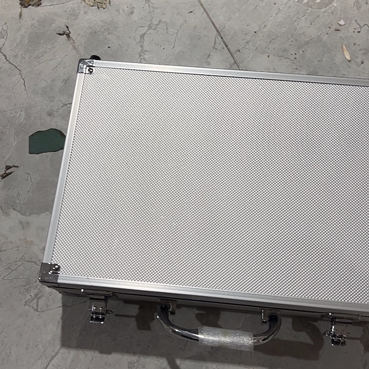 一个箱子11111111