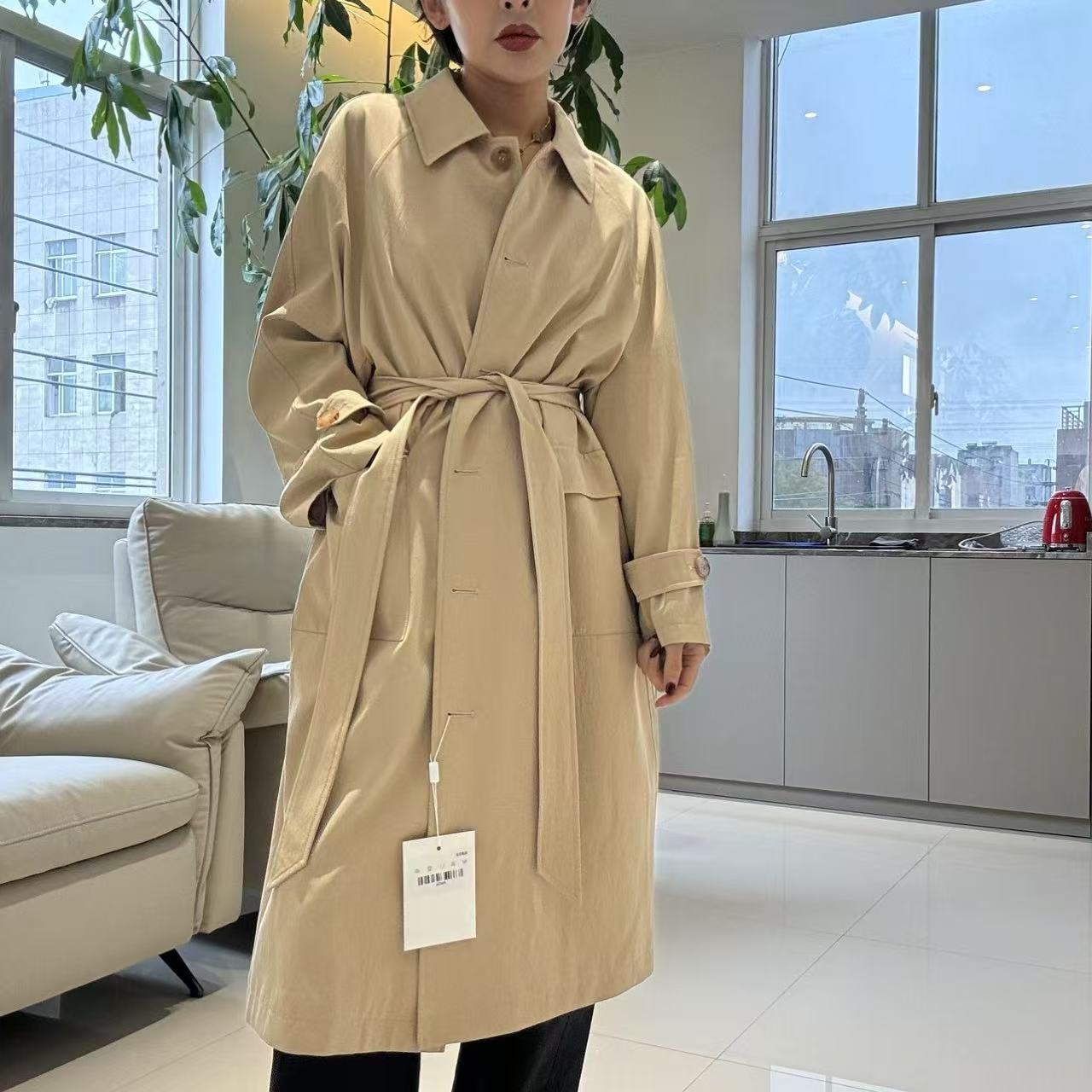 【遇风翩跹】气质韩风百搭飘逸纯色风衣 F6856