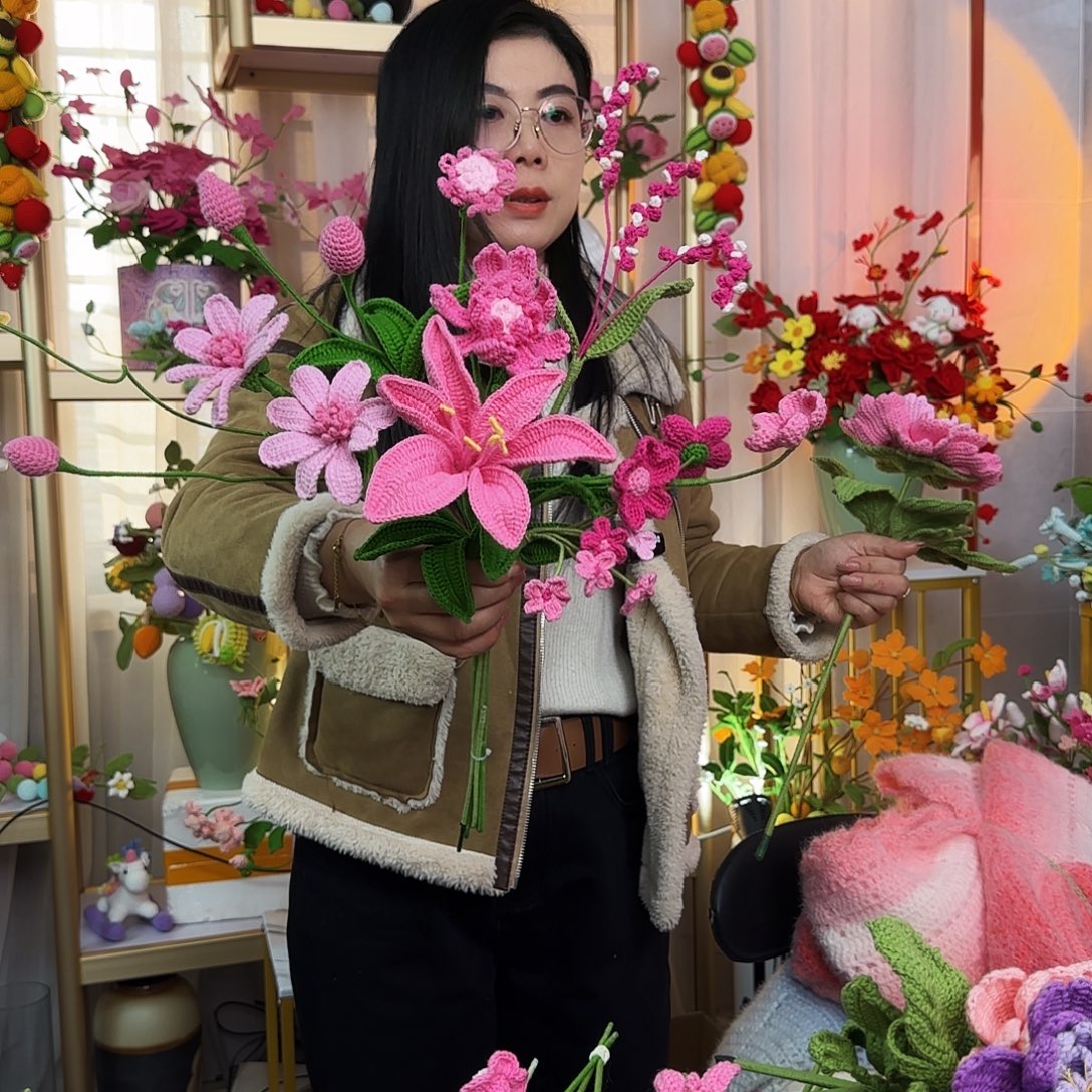 手工钩织设计花束
