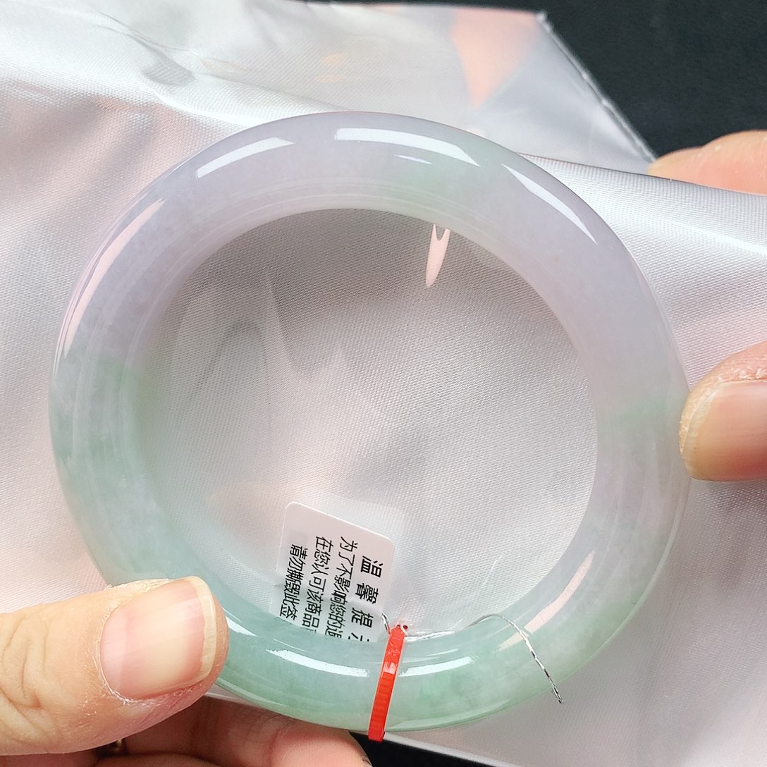 翡翠手镯未镶嵌56胖