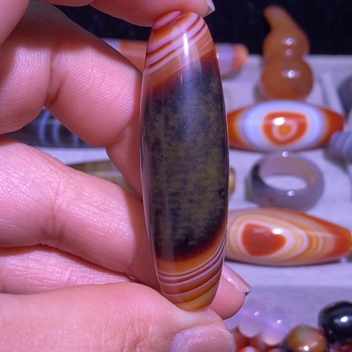 紫***竹玛瑙/玉髓未镶嵌颈饰