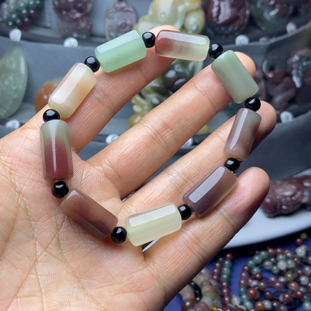 玛瑙/玉髓未镶嵌颈饰