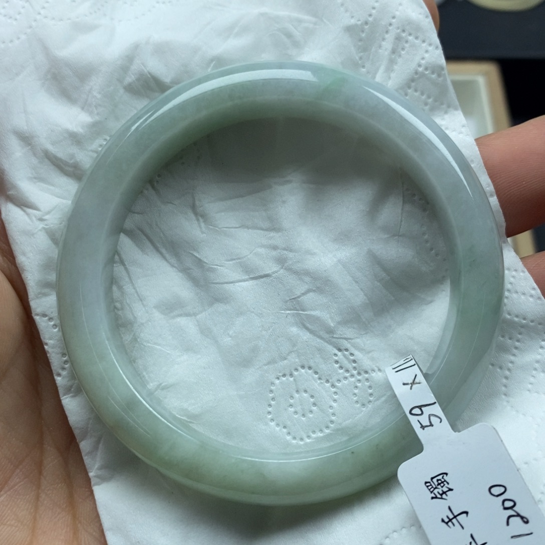 翡翠未镶嵌手镯翡翠手镯