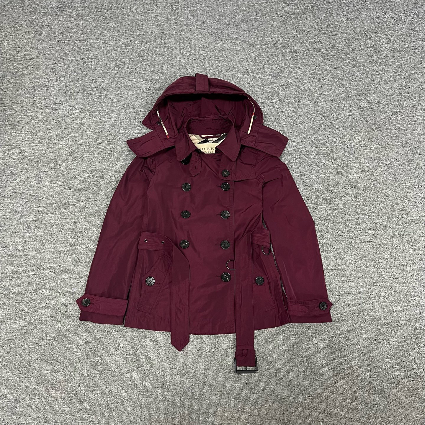 99新 AMIPARIS Burberry 尼龙风衣uk4