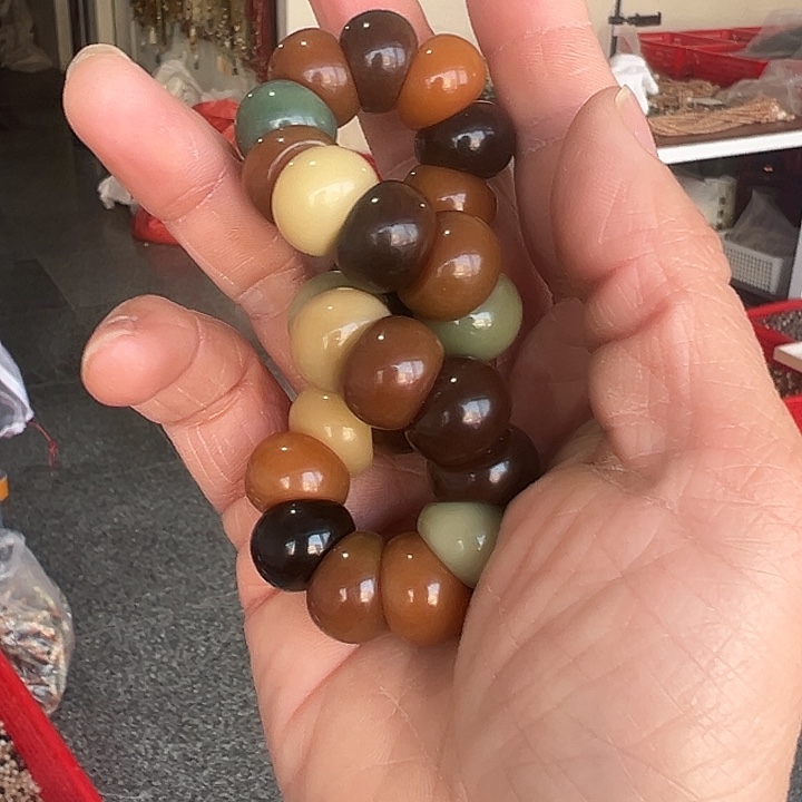 吊坠白玉菩提蒜瓣14手串