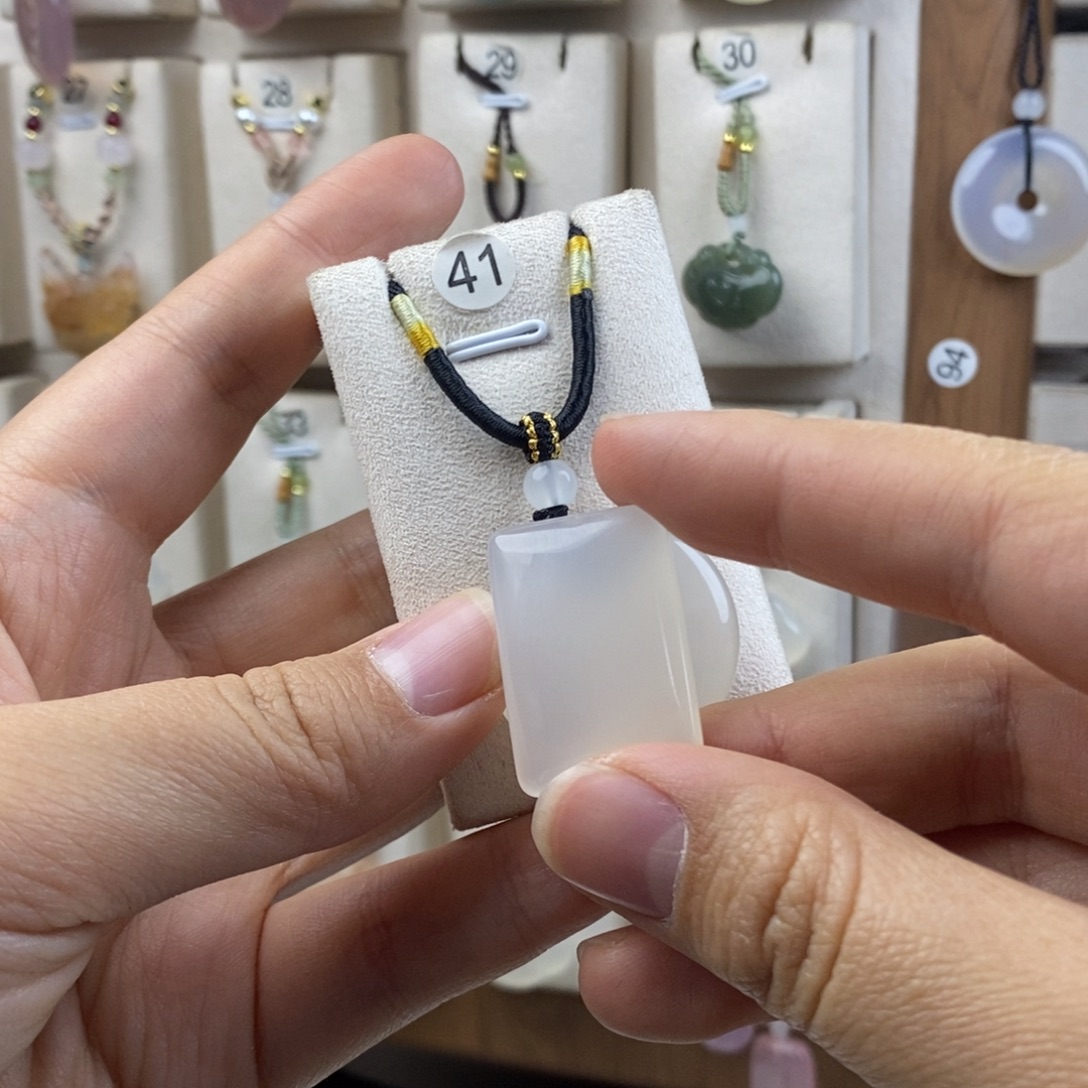 玛瑙/玉髓合金颈饰