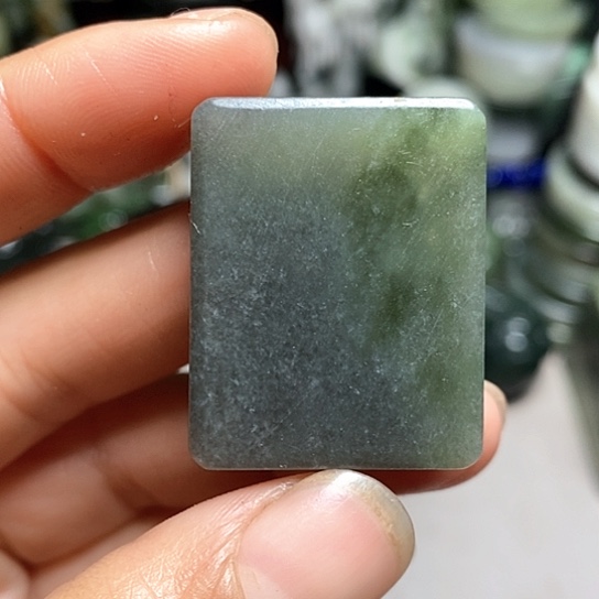未镶嵌和田玉（糖玉）珠宝半成品