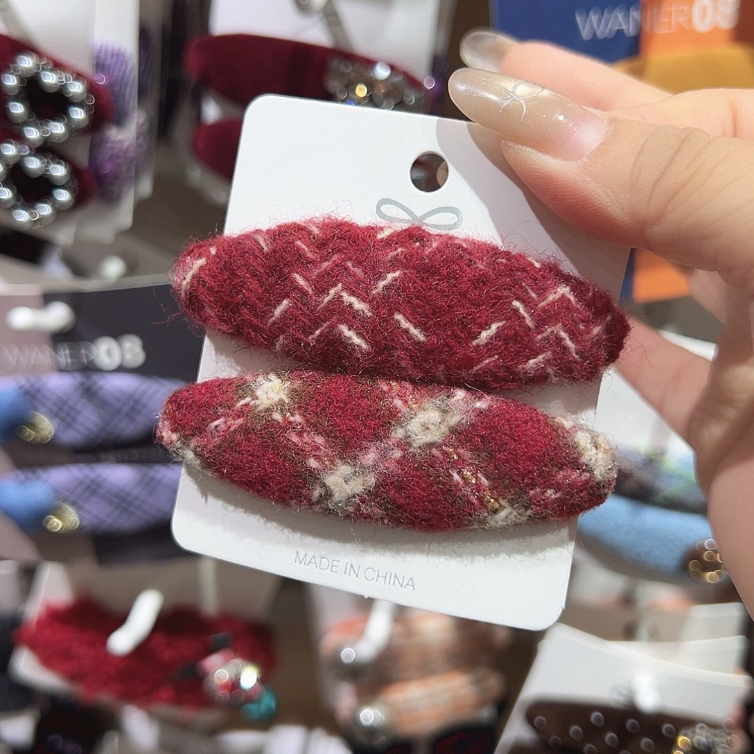 非金属红色格纹椭圆掰掰