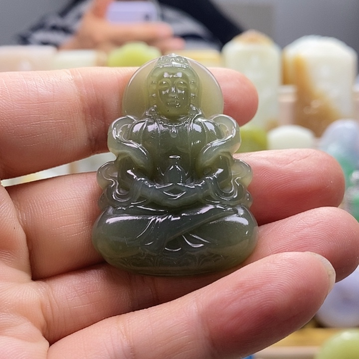 和田玉未镶嵌颈饰