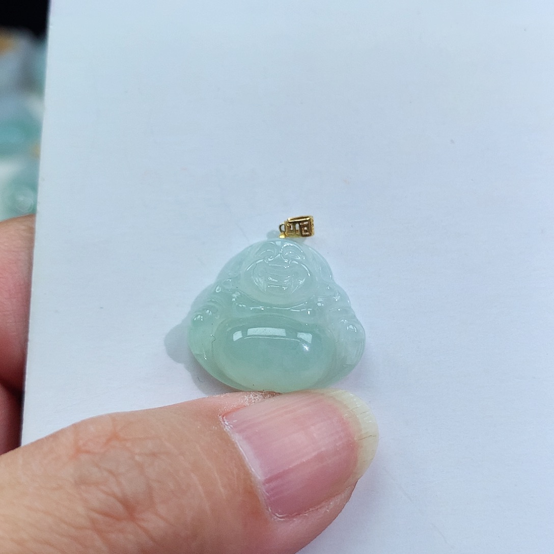 翡翠颈饰18K金镶嵌佛公