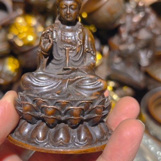 正常发货 铜的。全清了一件不留