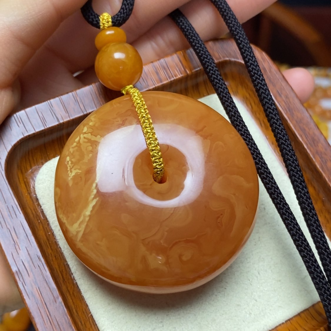 【闪购商品】蜜蜡颈饰未镶嵌项链