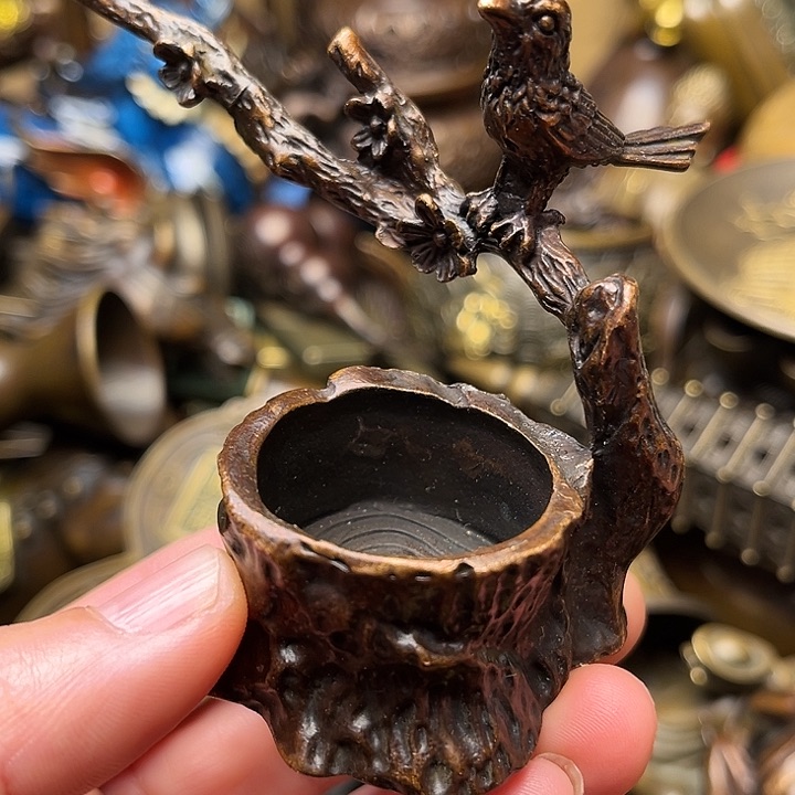 精美铜器批发档口