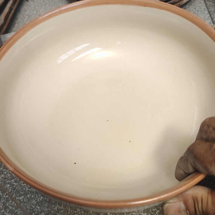瓷片陶瓷盘子碗啥都有